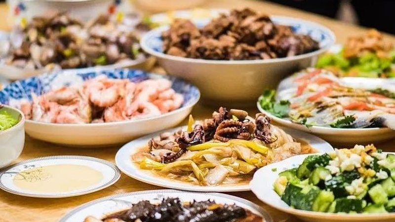 火锅底料熬制：时长与火候的艺术**