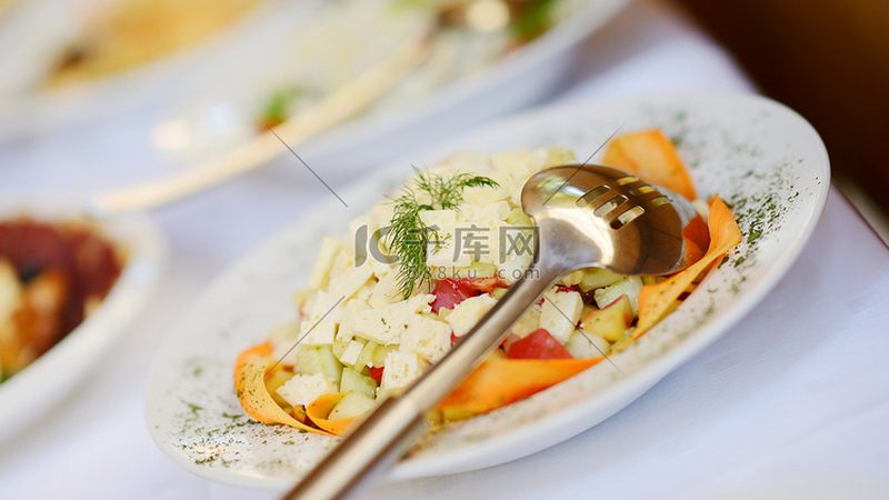 食品招商加盟厂家：揭秘其优缺点与选择要点